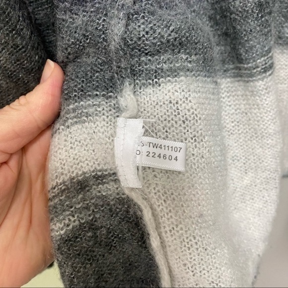 Tommy Bahama Open Front Cardigan - Picture 6 of 6